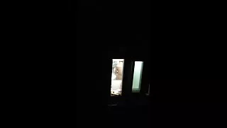 Įėjo į plačią moters pūlingą